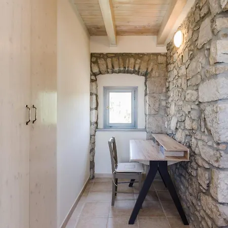 Sarar Kotor Crikvenica