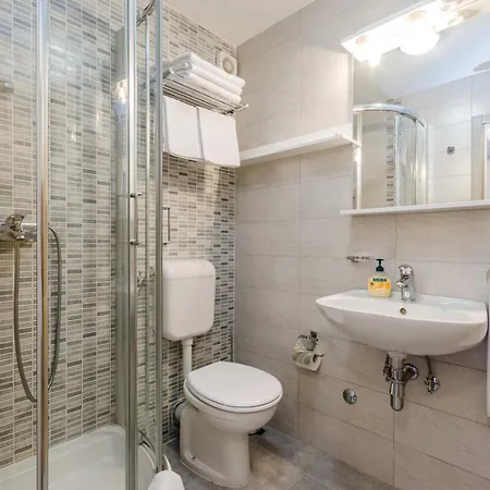 Ferienhaus Sarar Kotor *