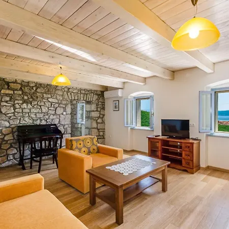 Sarar Kotor * Crikvenica