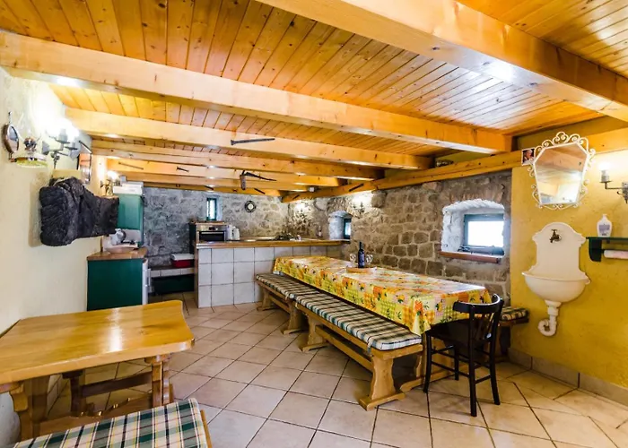 Sarar Kotor Dom wakacyjny *